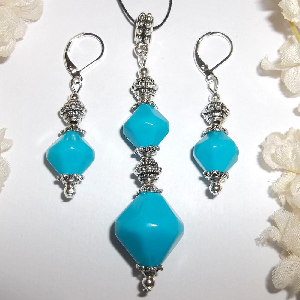 Turquoise Blue Jewelry Set Necklace and Earrings Beaded Handmade Gift Idea 6891